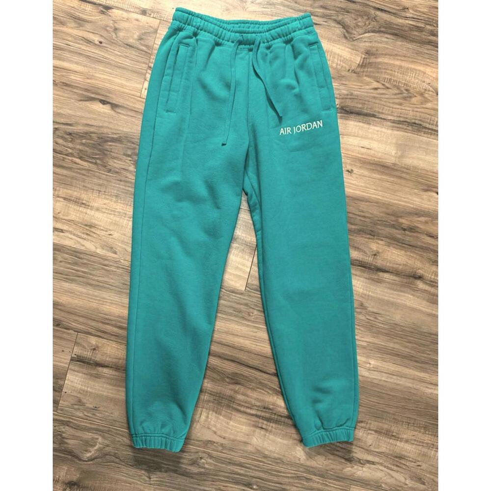 Jordan Women's French Terry Jogger Pants